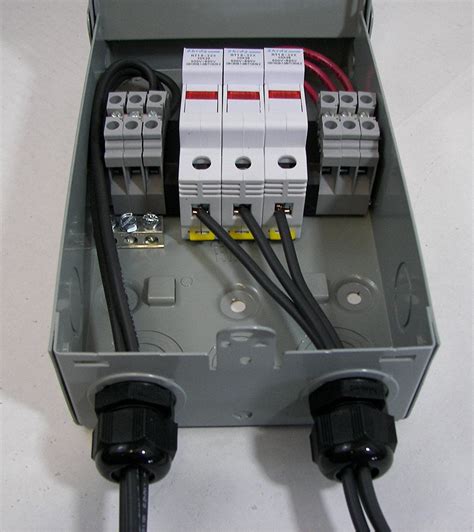 nema 3r junction box grounding lug solar|JUNCTION BOX .